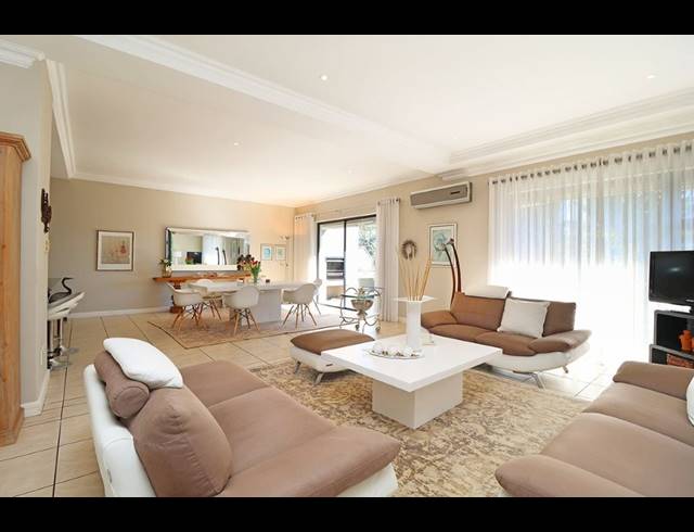 3 BEDROOM APARTMENT FOR SALE IN BEDFORDVIEW